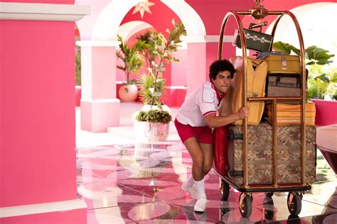 Acapulco: Season 2, Episode 1 .